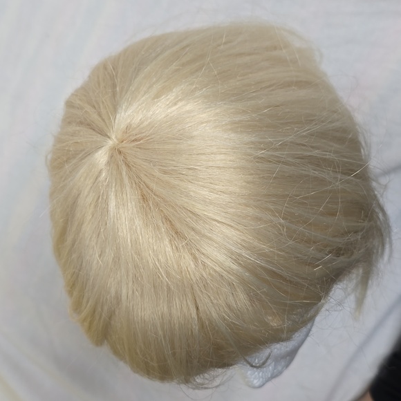 Blonde wig non flammable synthetic wig small - Picture 9 of 11